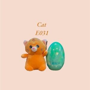 E031 NWT CAT HATCHLING